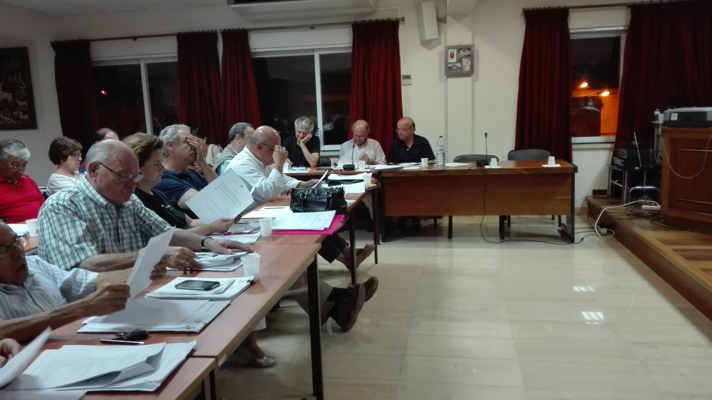 1468537151335-158115726