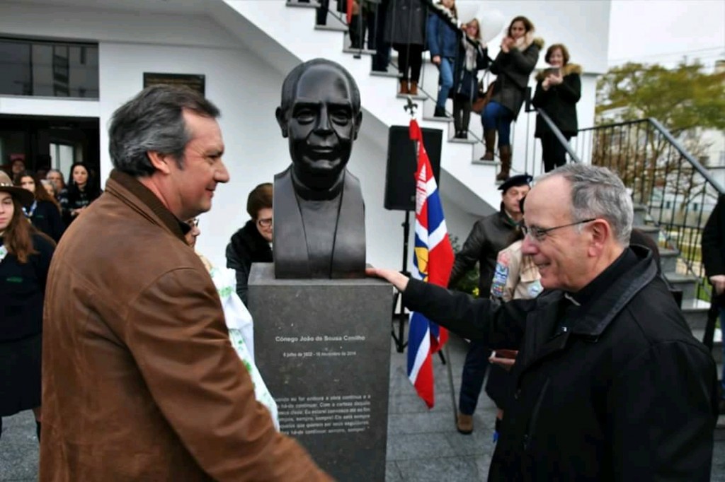 Busto João  Canilho